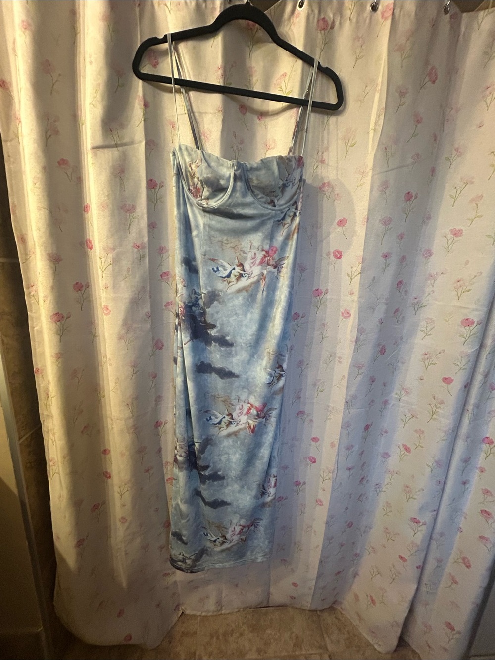 ✨Stunning✨ Pretty Garbage Floral Slip Dress - Size M